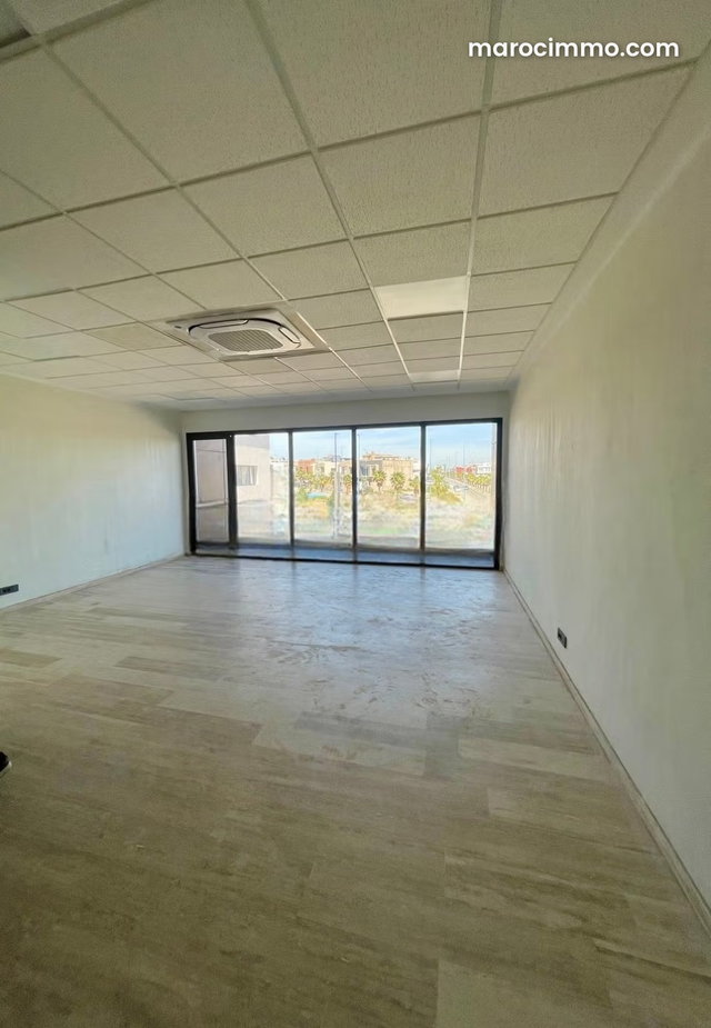 À Louer Plateau bureau avec terrasse au Quartier Almaz Casablanca — 2