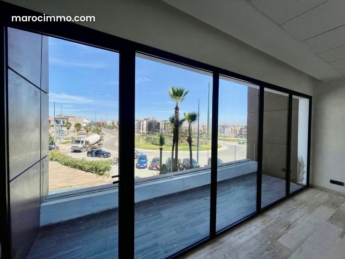 52 m² Office with Private Terrace in Almaz, Casablanca — Casablanca