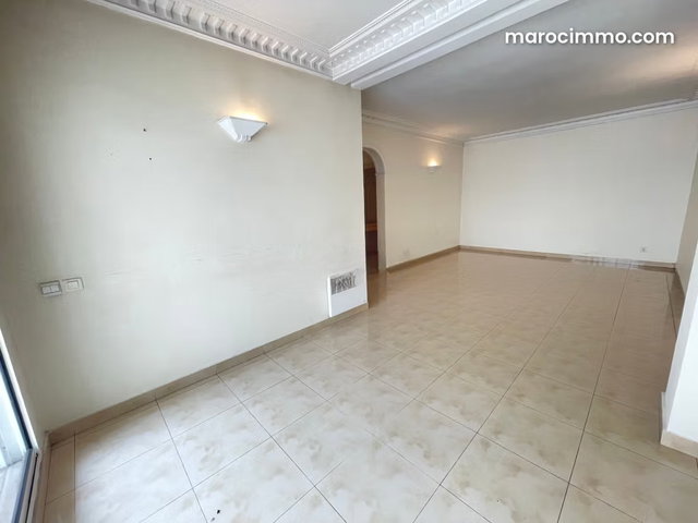 Très belle opportunité à saisir à quartier racine. Appartement 2 chambres avec deux grandes terrasses ensoleillées — 4