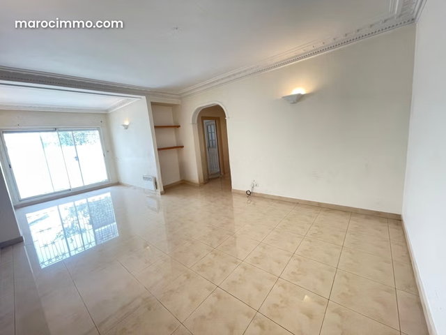 Très belle opportunité à saisir à quartier racine. Appartement 2 chambres avec deux grandes terrasses ensoleillées — 3