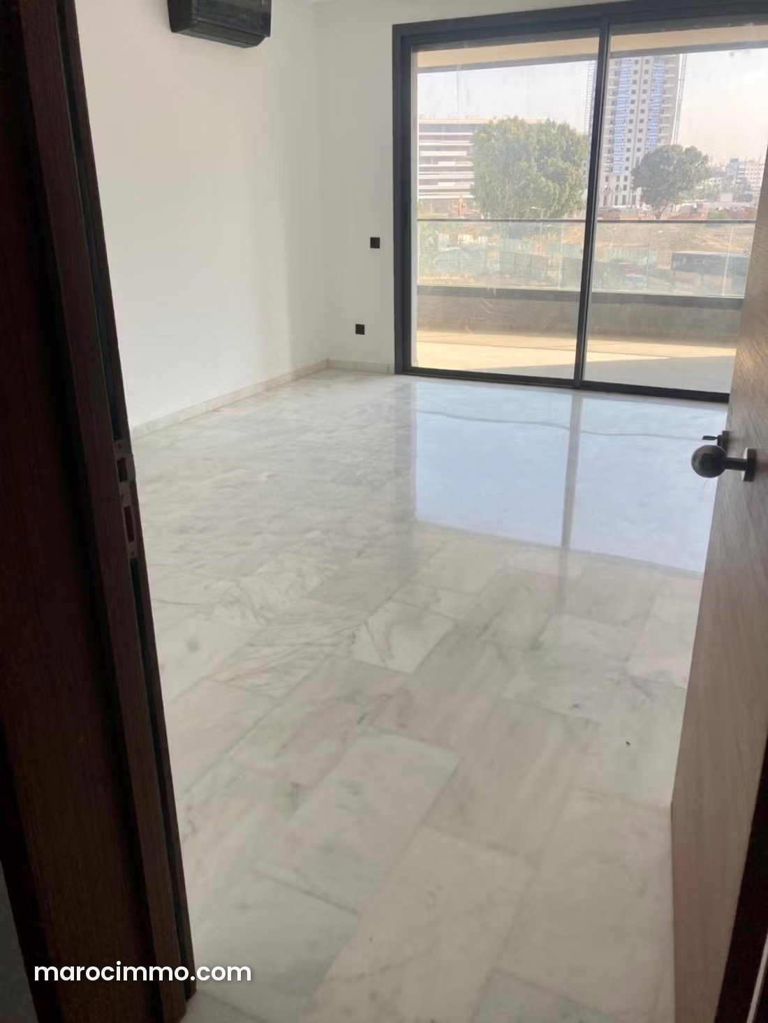Bright apartment with terrace for rent in Casablanca Finance City — Casablanca