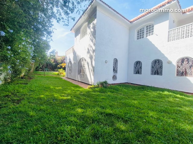 Anfa belle villa ensoleillée — 2