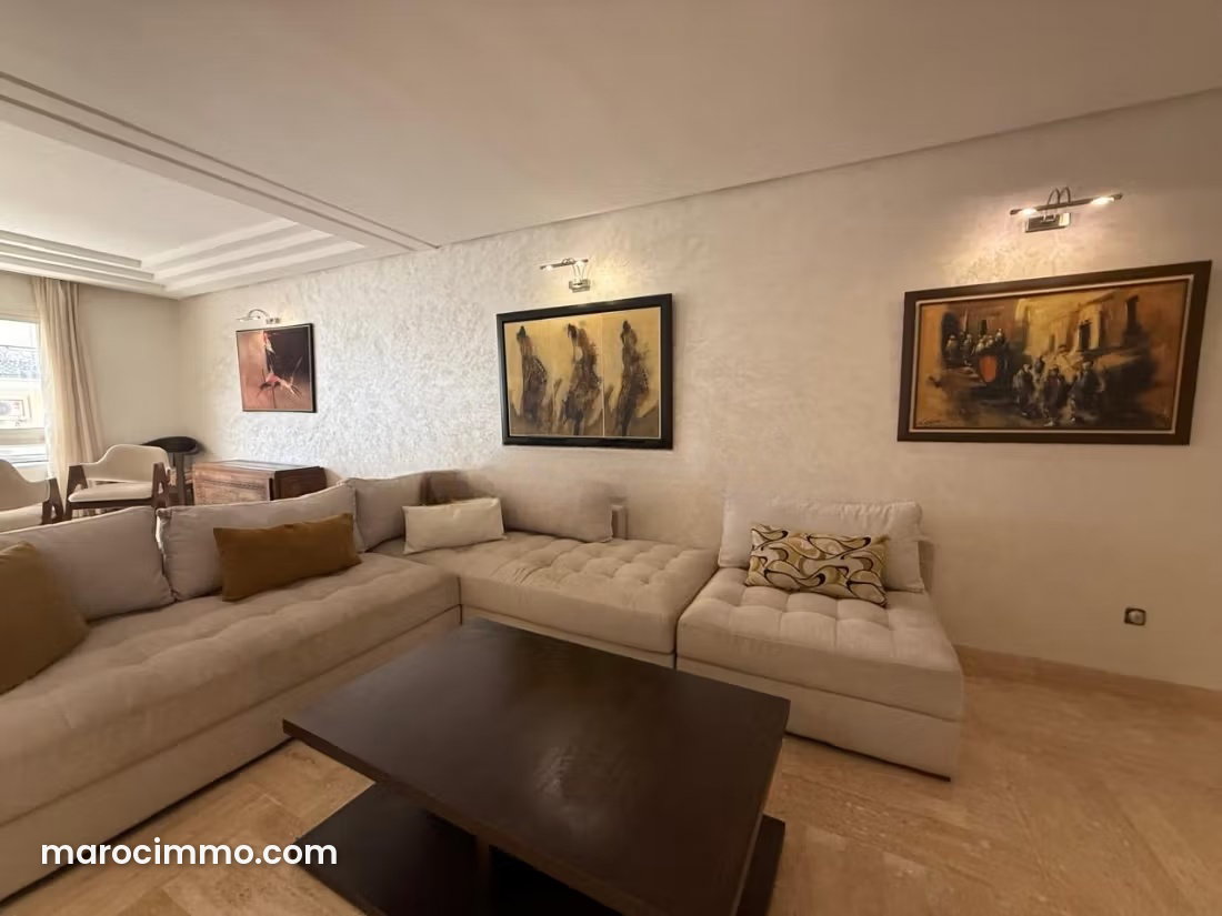 Furnished 172 sqm apartment in Racine, Casablanca, with terrace and sunshine — Casablanca