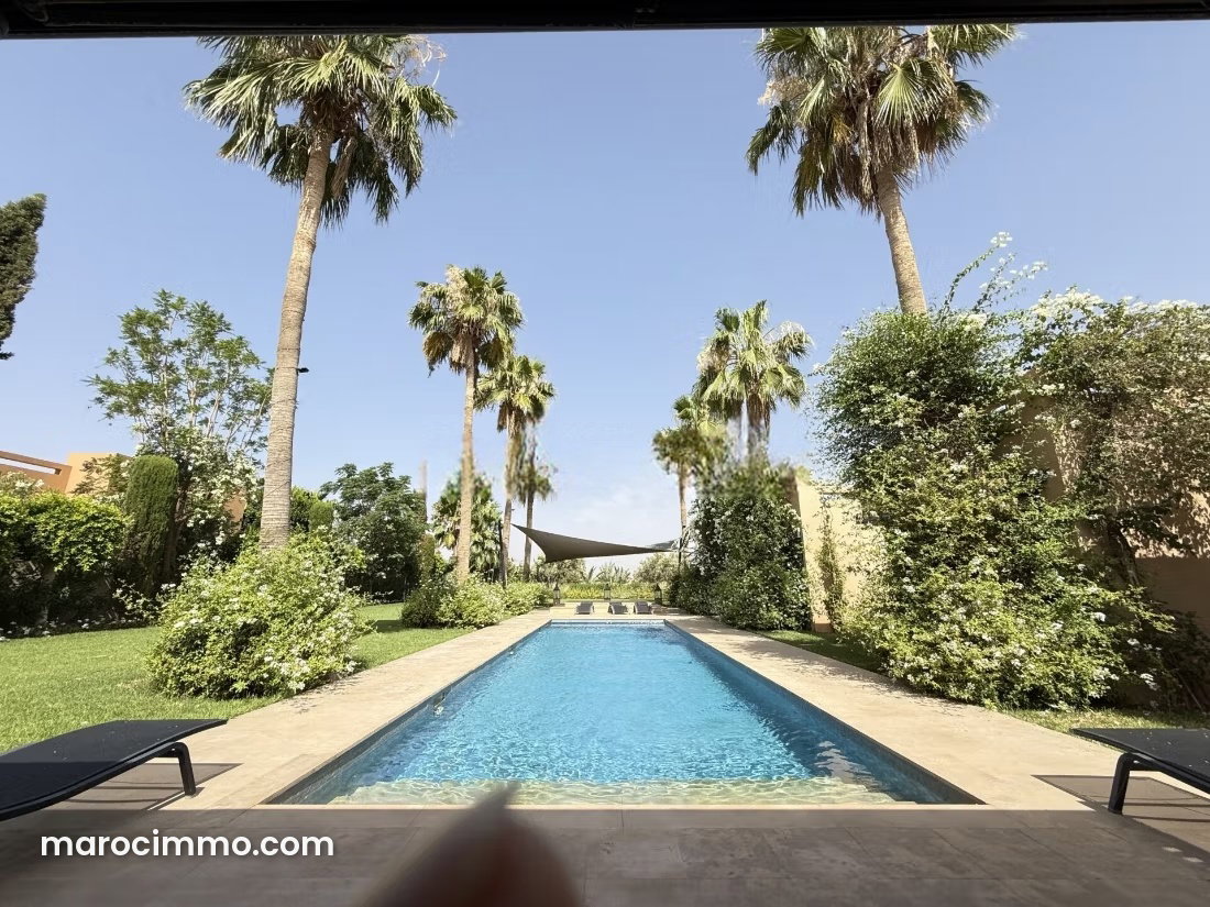406 m² Villa with Pool and Atlas Mountain Views, Marrakech — Marrakesh