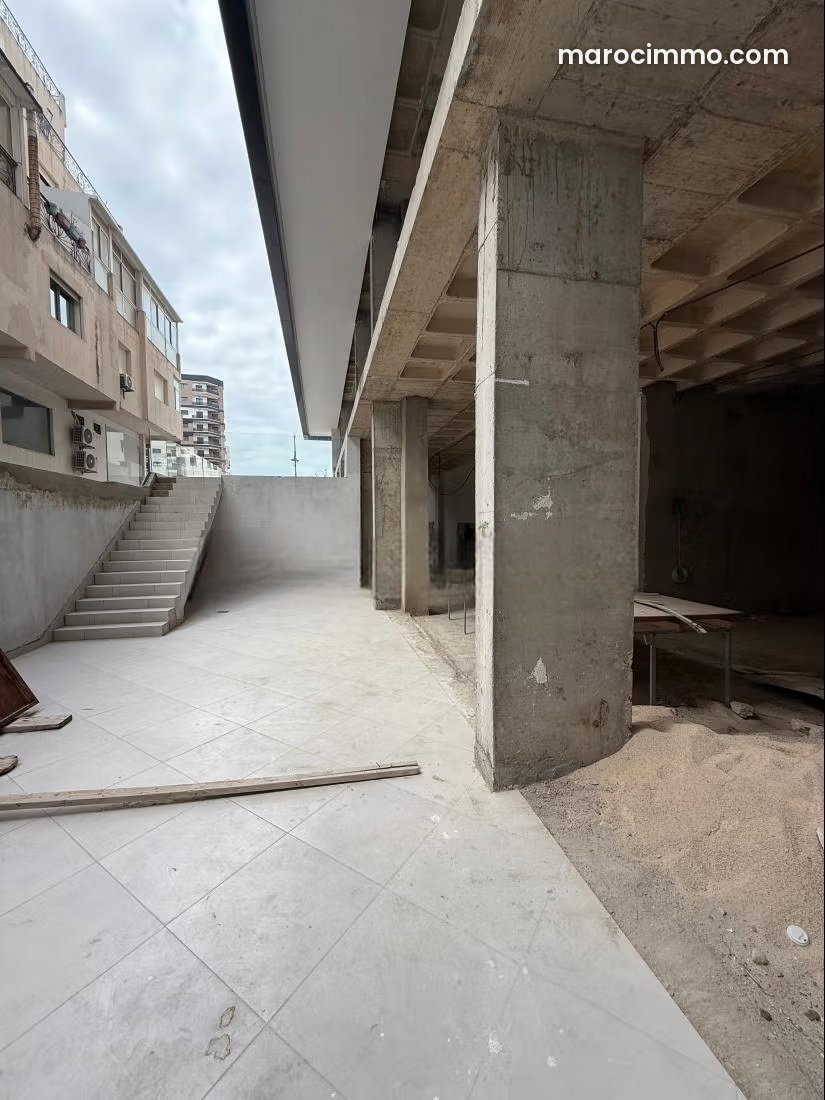 Local commercial 520 m², De La Plage, Tanger — Tanger