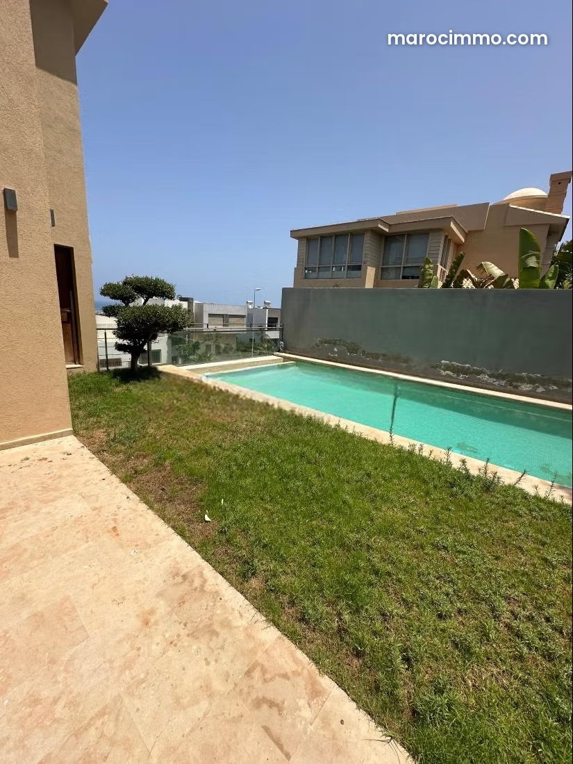 570 sqm Sea-View Villa with Pool, Ain Diab, Casablanca — Casablanca