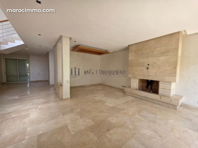 Beautiful T4 Villa in Bande of 250m² — 3