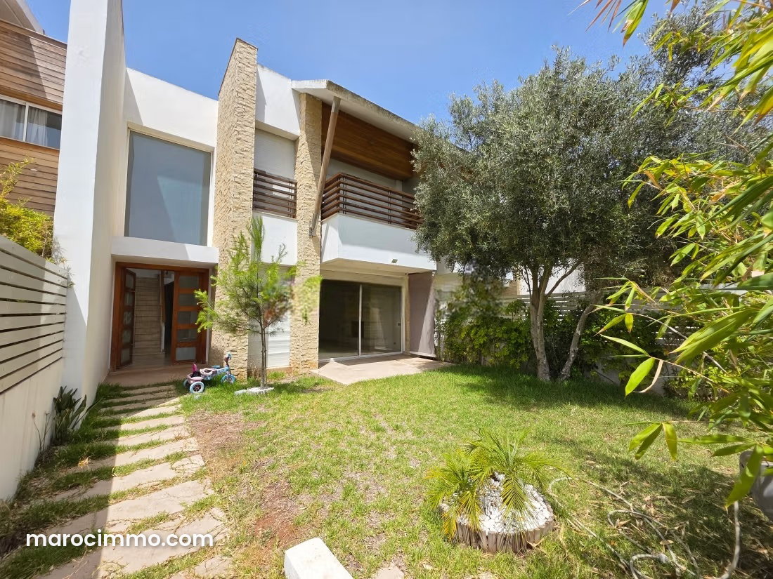 3-Bedroom Villa with Fireplace, Ville Verte, Bouskoura — Bouskoura