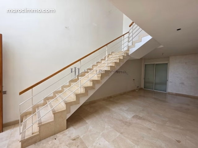 Beautiful T4 Villa in Bande of 250m² — 4