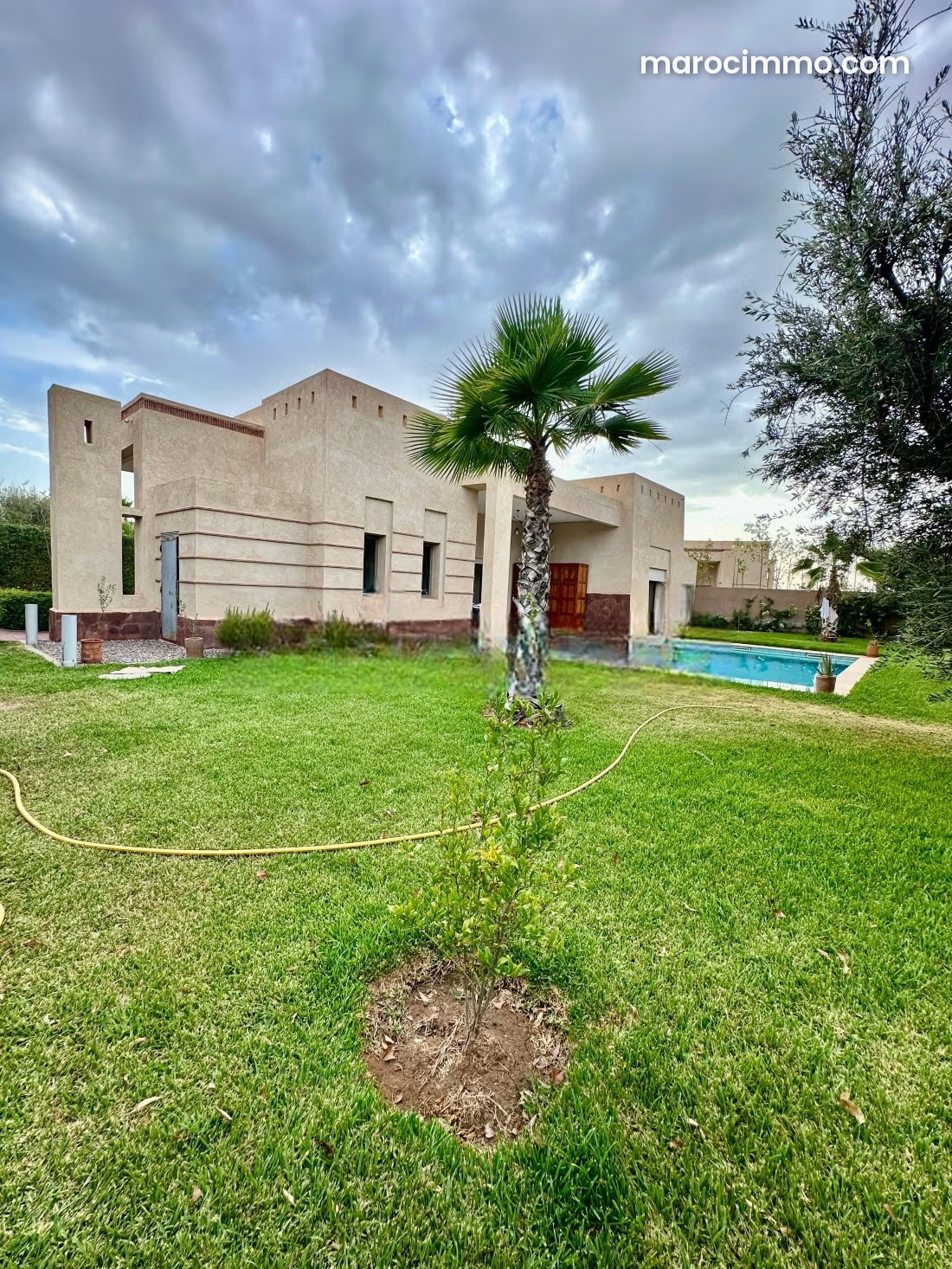 250 m² Villa with Pool and 800 m² Garden, Fez Road, Marrakech — Marrakesh