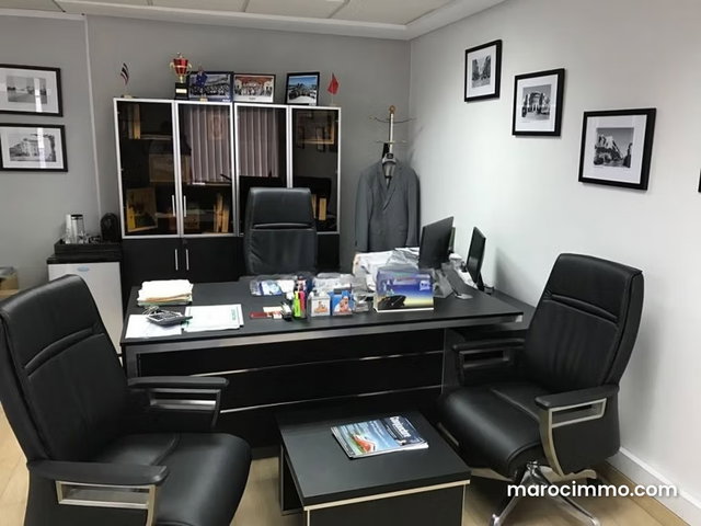 Plateau de bureau à louer au CENTRE VILLE — 5