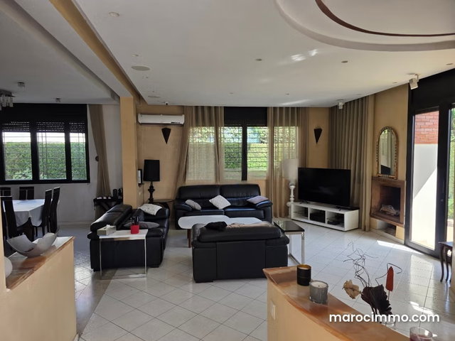 Villa quartier Laymoune — 2