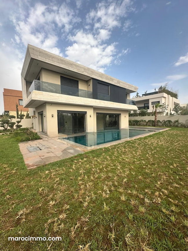 Magnifique villa à vendre — 2