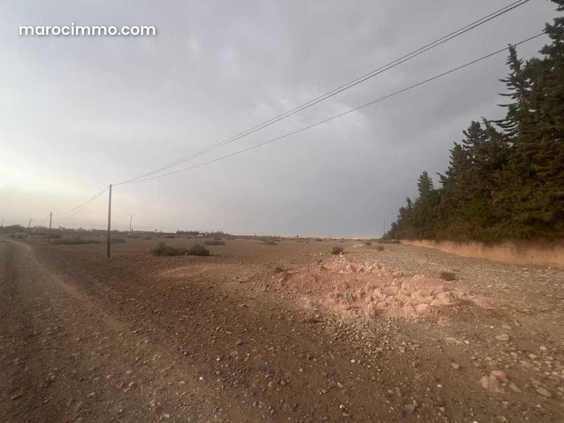10,000 m² Plot Fronting National Road, Tahanaoute — Marrakesh