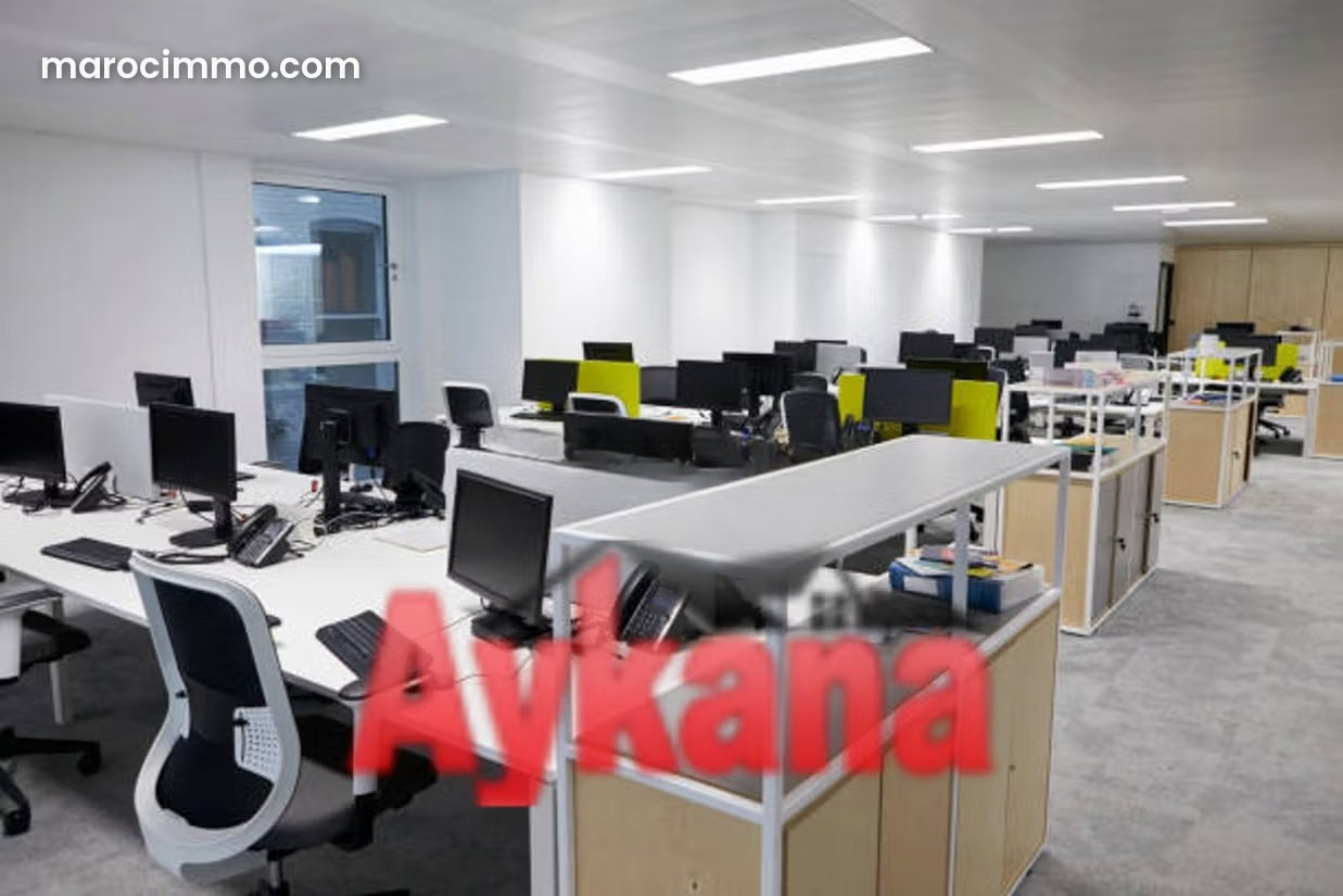 Bureau 80 m² à louer, Souissi, Rabat, quartier d'affaires calme — Rabat