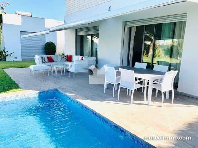 Villa à Vendre de 949.0 m² à Nouaceur, Nouaceur — 2
