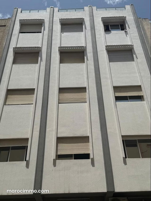 Immeuble r4 à la vente zone val fleuri — Tanger