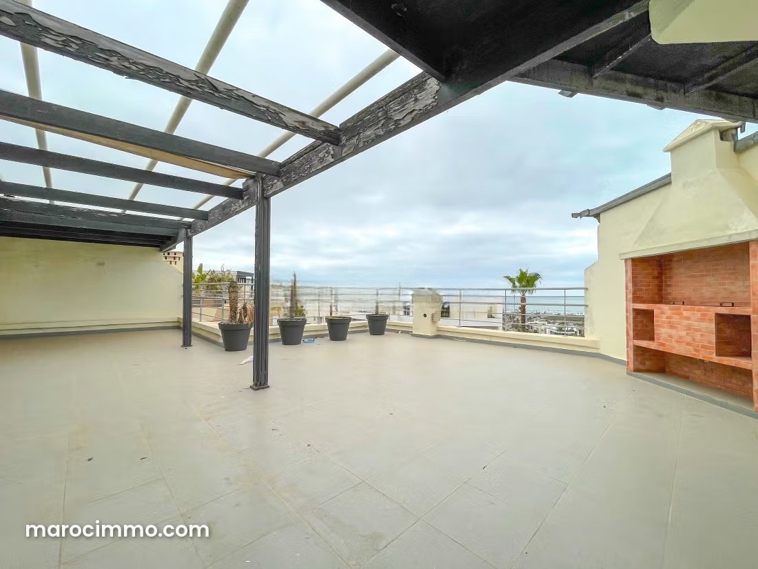 300 m² Sea-View Apartment, Aïn Diab, Casablanca — Casablanca