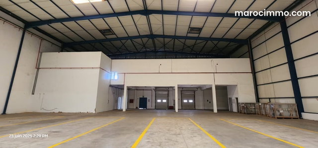 Entrepôt 1854 M² En Location Sur Ain Sebaâ — 3