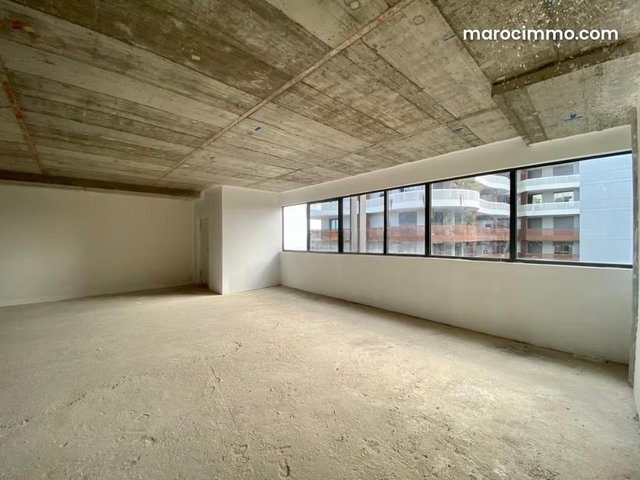 Bureau Neuf 387 M² En Location Sur CFC — 3
