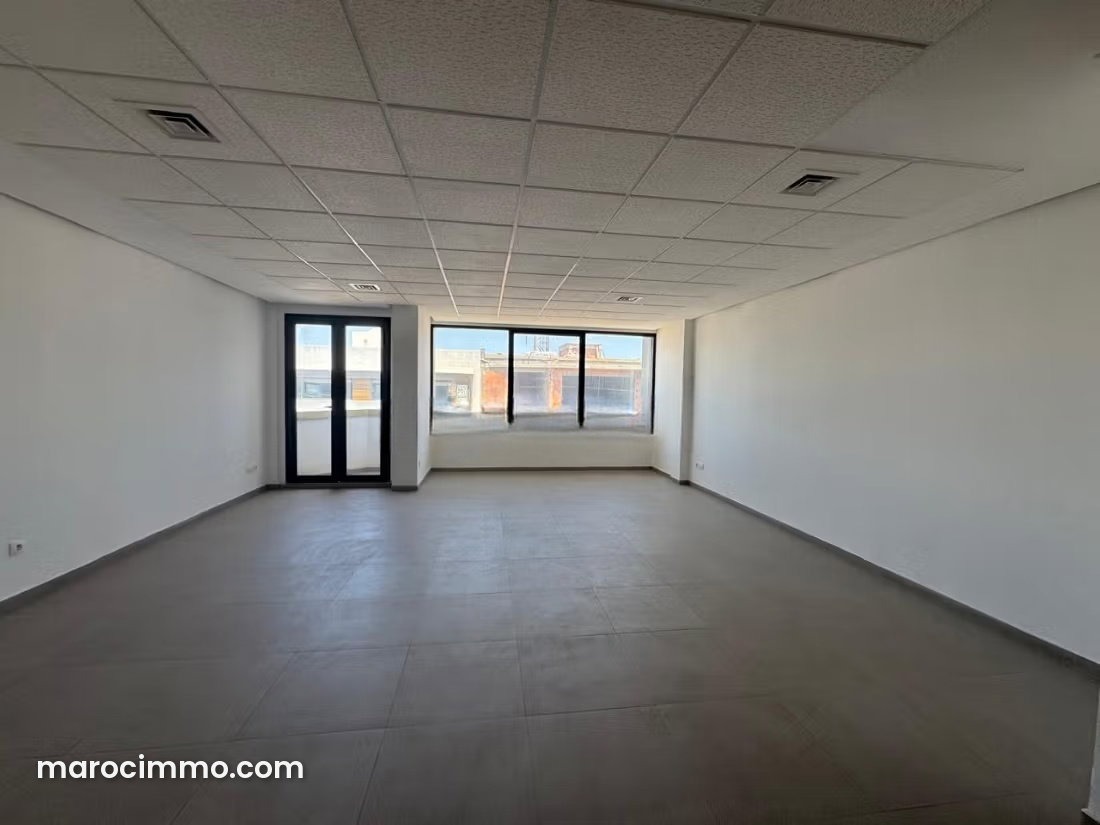 Bureau 51 m² à vendre, Hay Hassani, Casablanca, haut standing — Casablanca
