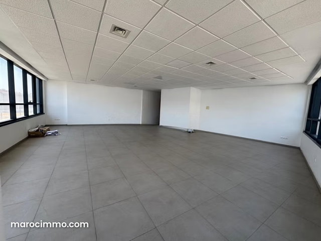 New 82 M² Office for Sale — 4