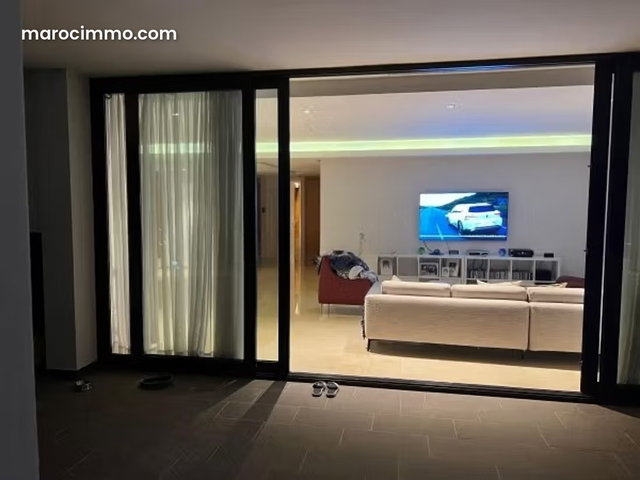 Penthouse en location à l orangerie souissi — 2