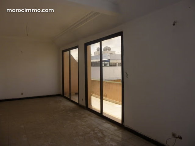 Plateau de bureau à louer à MAARIF — 3