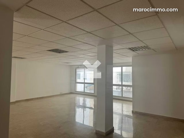 Bureau à Vendre de 105.0 m² à Casablanca, Racine — 2