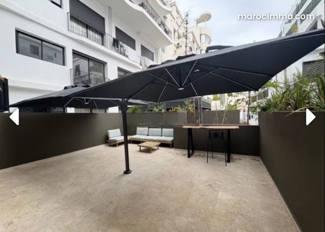 Studio avec terrasse à la location à racine — Casablanca