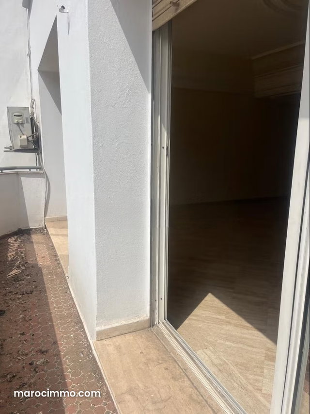 Superbe appartement duplex à vendre à Racine. 5 grandes pièces. Terrasse — 4