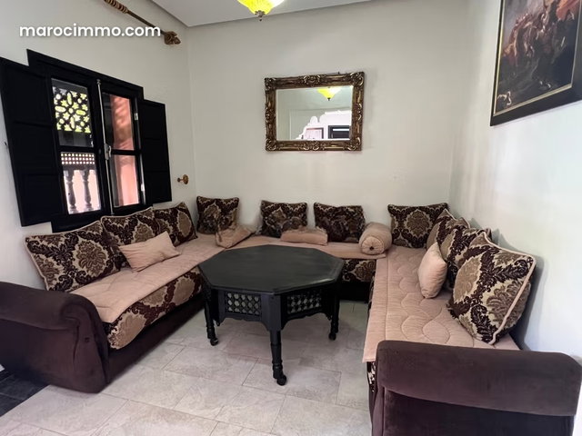 Villa de luxe à vendre à Route de Fez. 4 chambres. Bien meublé — 5