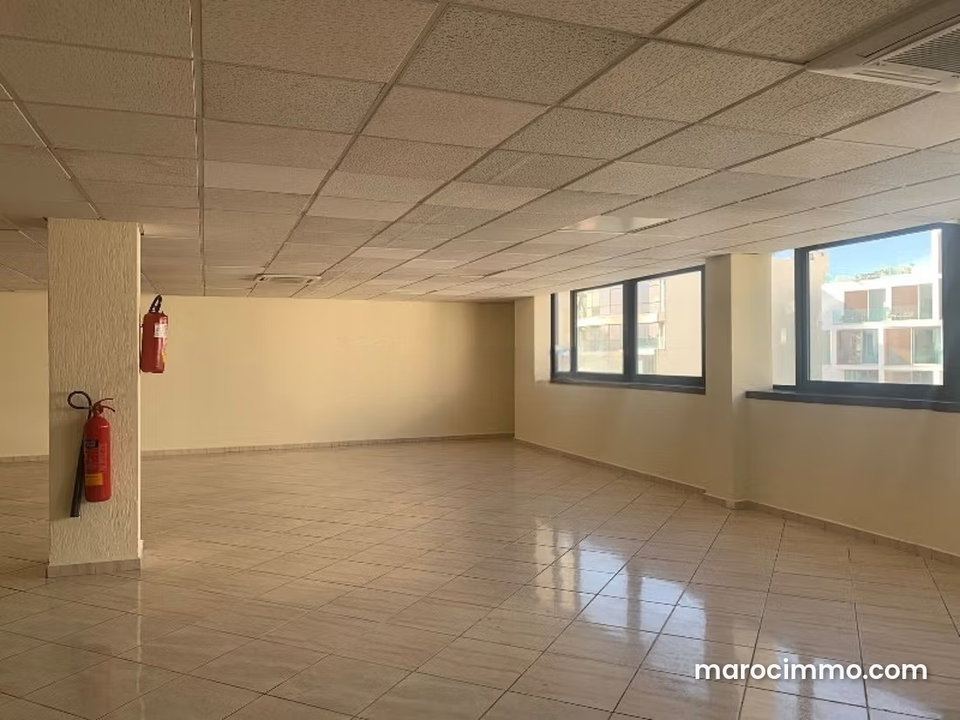 Plateau de bureau à louer à BD D'ANFA