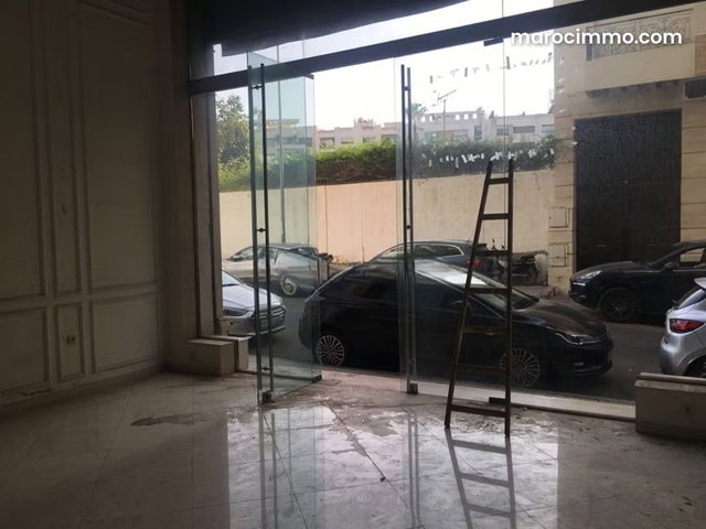 Commercial Space for Rent in MAARIF — 2