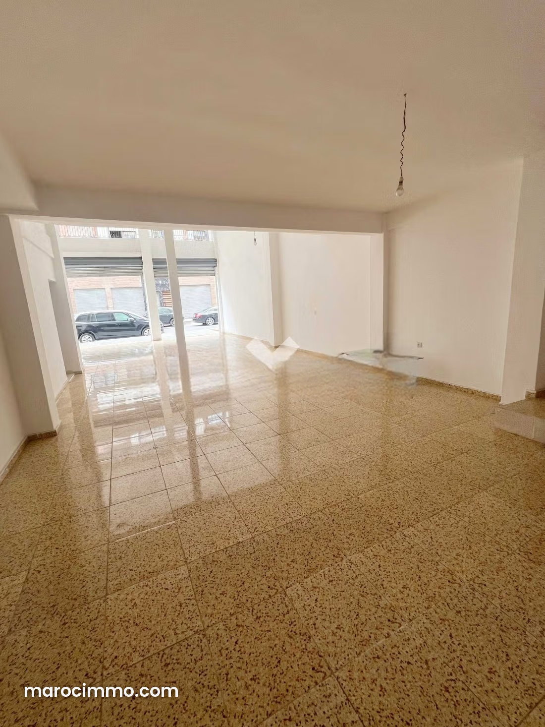 Local commercial 288 m², Sidi Bernoussi, Casablanca — Casablanca