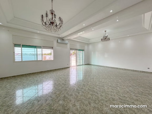 Villa à louer à Dar Bouazza lotissement AL Moutawakil — 3