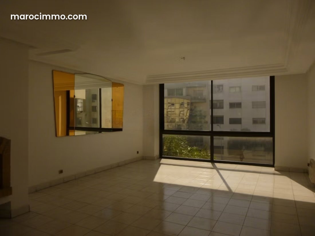 250 m² Office for Rent in Racine, Casablanca – Bright and Secure — Casablanca