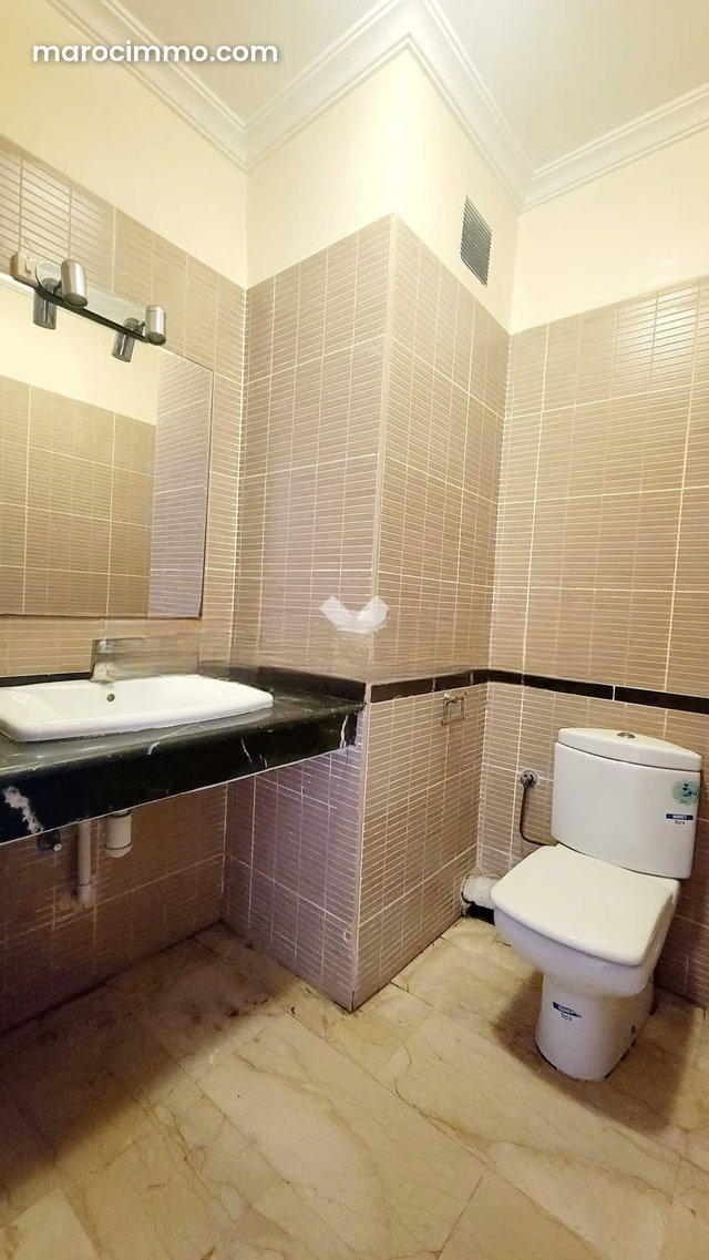 Appartement à Vendre de 140.0 m² à Casablanca, La Gironde — 5