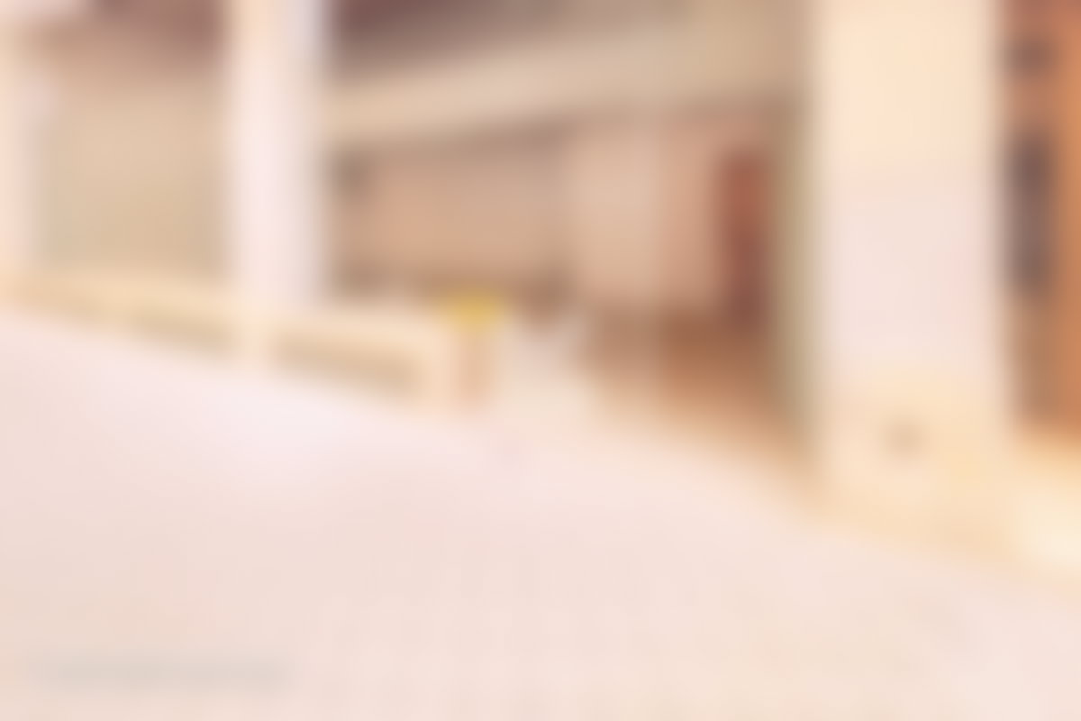 محل تجاري رحب للبيع بحي الأميرات في الدار البيضاء