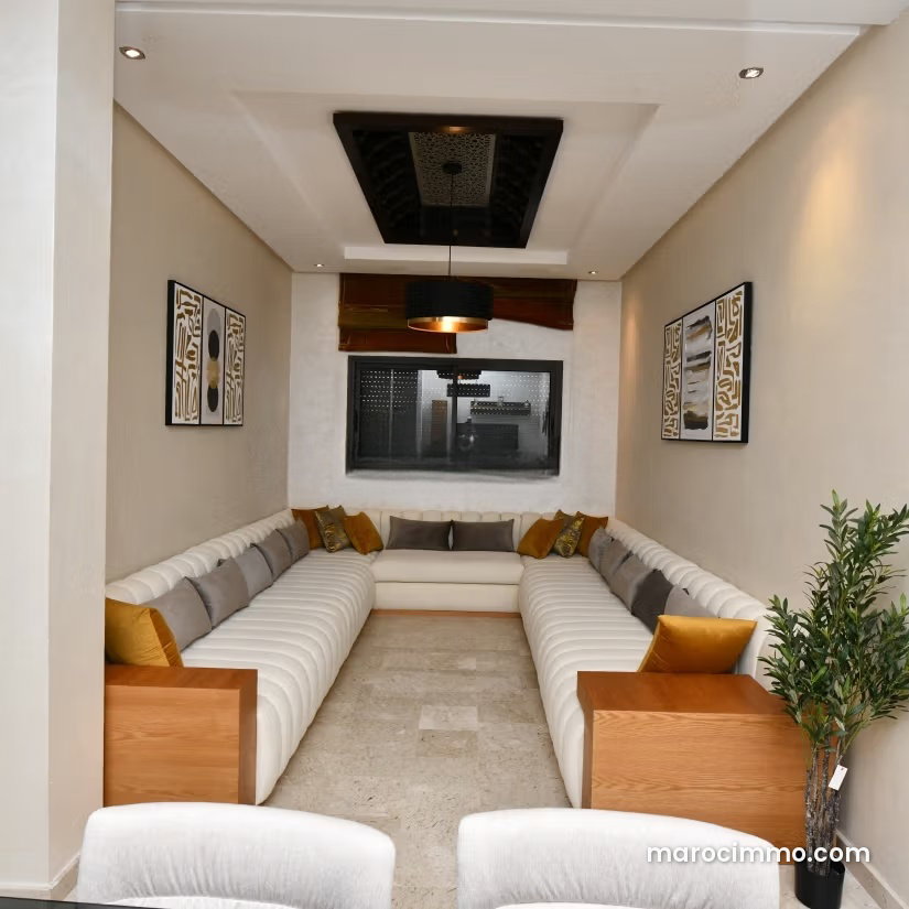 2-Bedroom Apartment for Sale in Mkinssia, Salé, with Terrace — Salé