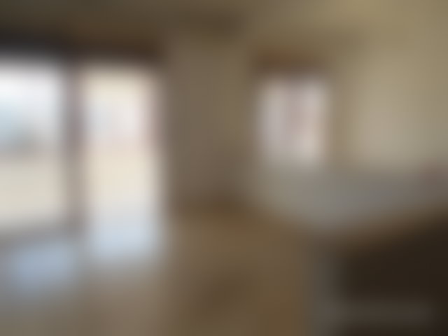شقة فسيحة مع شرفة للإيجار في هوت أكدال الرباط — 2