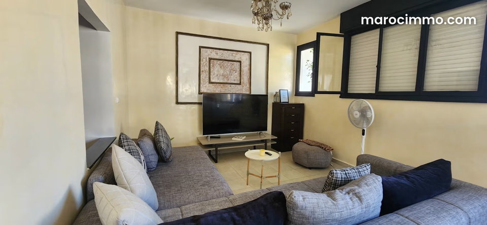 Appartement propre et ensoleillé au princesse à louer
