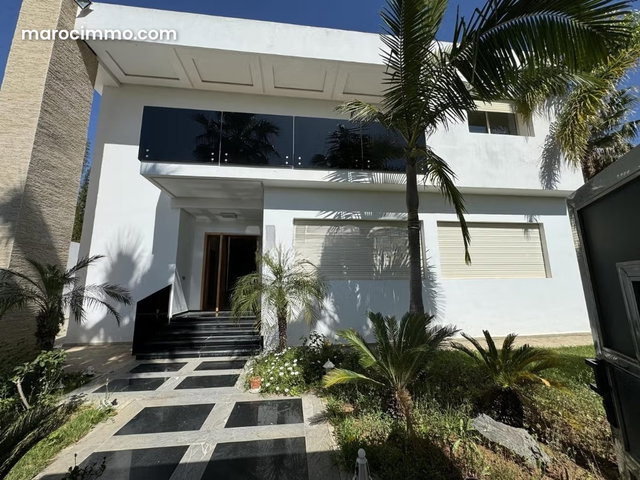 Villa de luxe à louer vide pour longue durée — 2