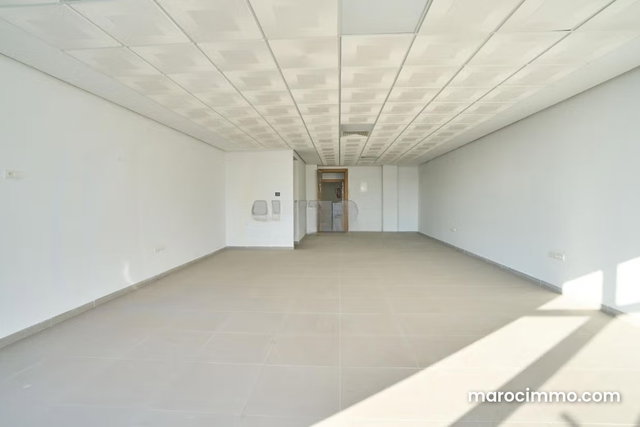 Bureaux Haut Standing à Louer Hamria, Meknès — 4