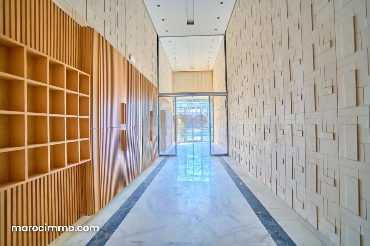 130 m² Office in Hamria, Meknes: Bright, Secure and Ready to Fit Out — Meknes
