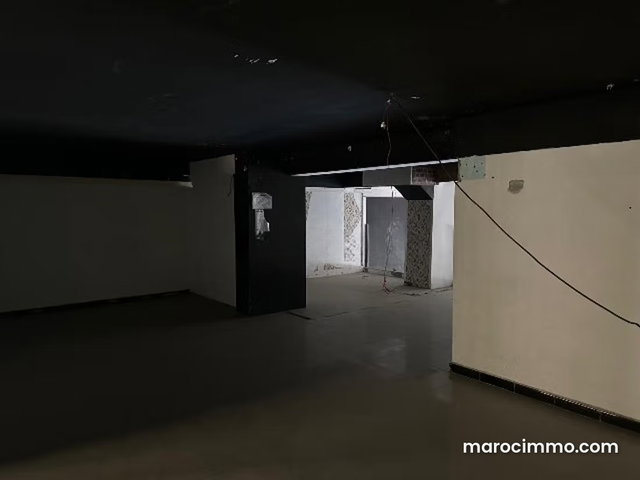 Local commercial à louer au Quartier des HOPITAUX — 4