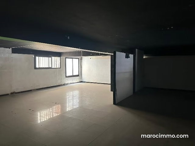 Local commercial à louer au Quartier des HOPITAUX — 3