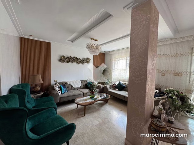 Appartement à Vendre de 252.0 m² à Casablanca, Laymoune — 2
