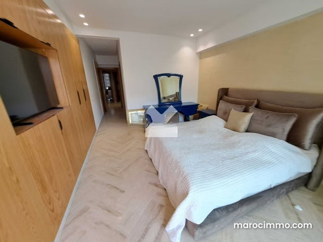 Appartement à Louer de 202.0 m² à Casablanca, Palmier Maarif — 2