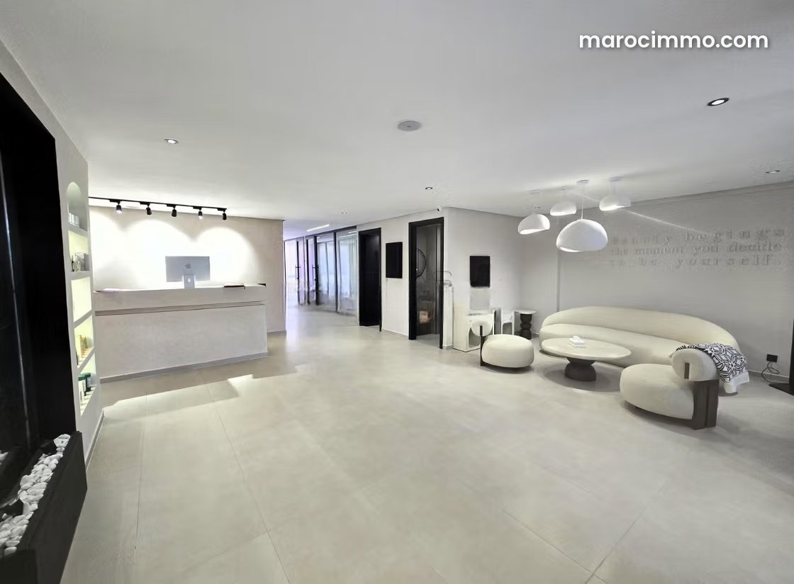 176 m² Commercial Premises for Sale in Hivernage, Marrakech — Marrakesh